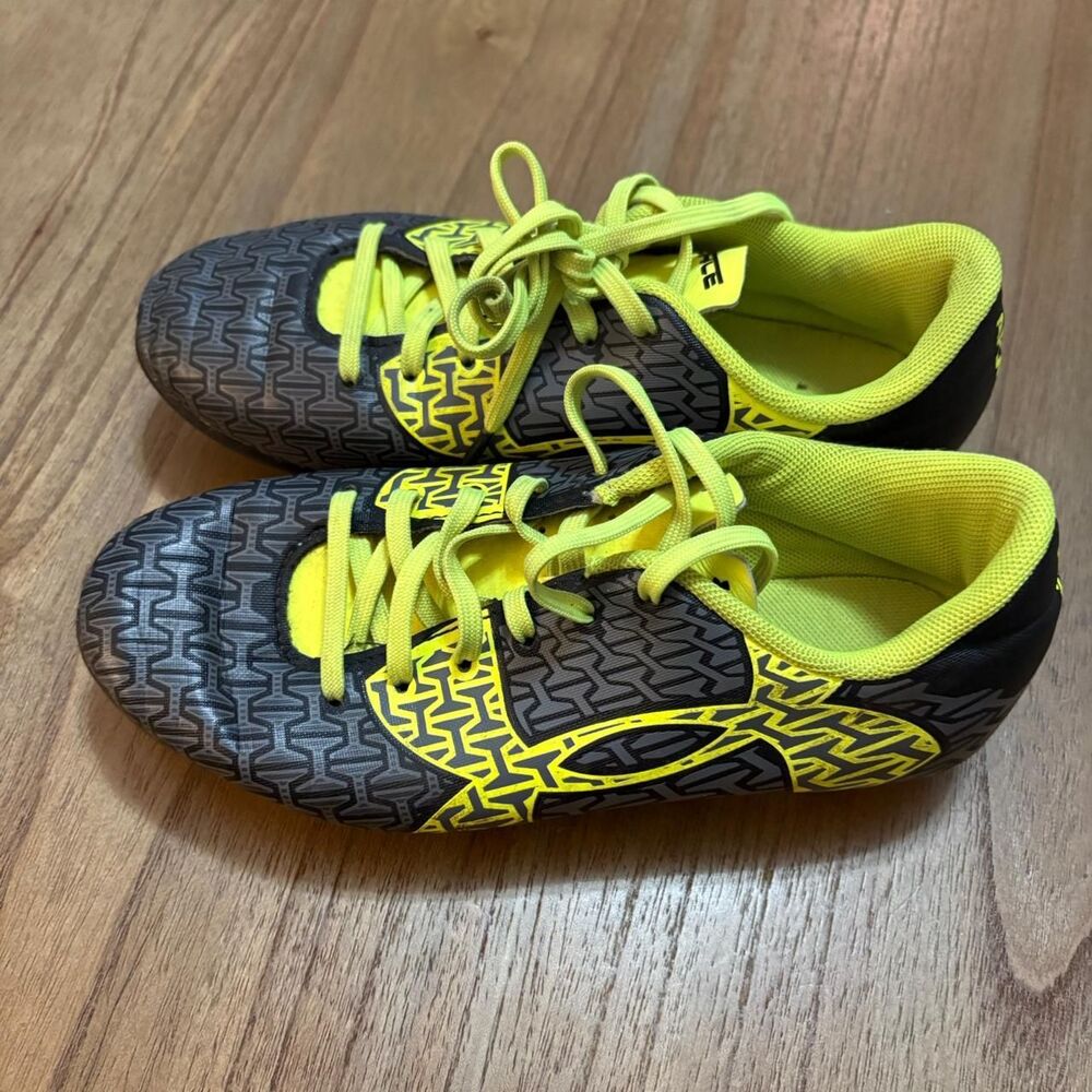 UNDER ARMOUR YOUTH 1.5 Soccer shoes